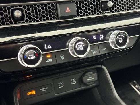 Used 2025 Honda Civic Sport image 18