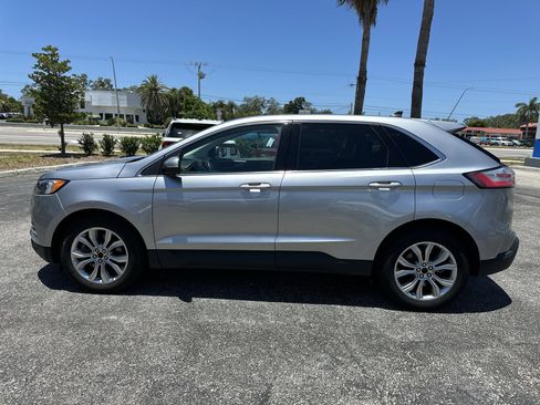 Used 2024 Ford Edge Titanium AWD/4WD image 8