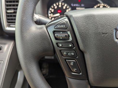 Used 2022 Nissan Frontier SV w/ Technology Package image 20