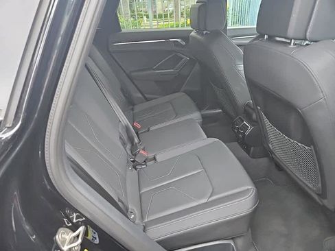 Used 2023 Audi Q3 2.0T Premium w/ Black Optic Sport Package image 9