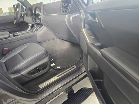 New 2026 Lexus GX 550 image 10