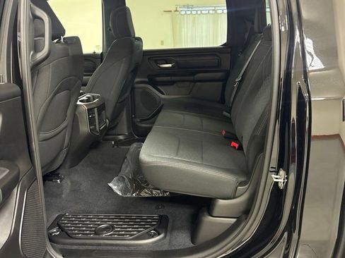 New 2026 RAM 1500 Express AWD/4WD image 21