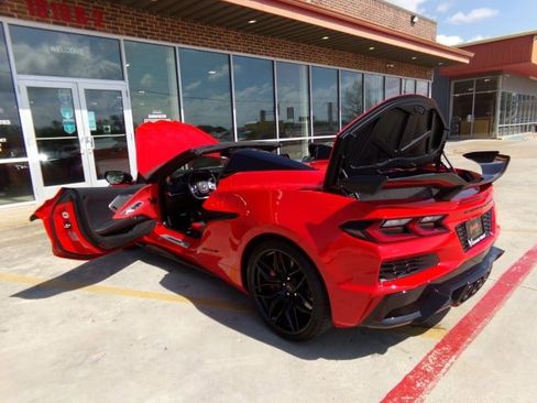 Used 2025 Chevrolet Corvette Z06 image 14