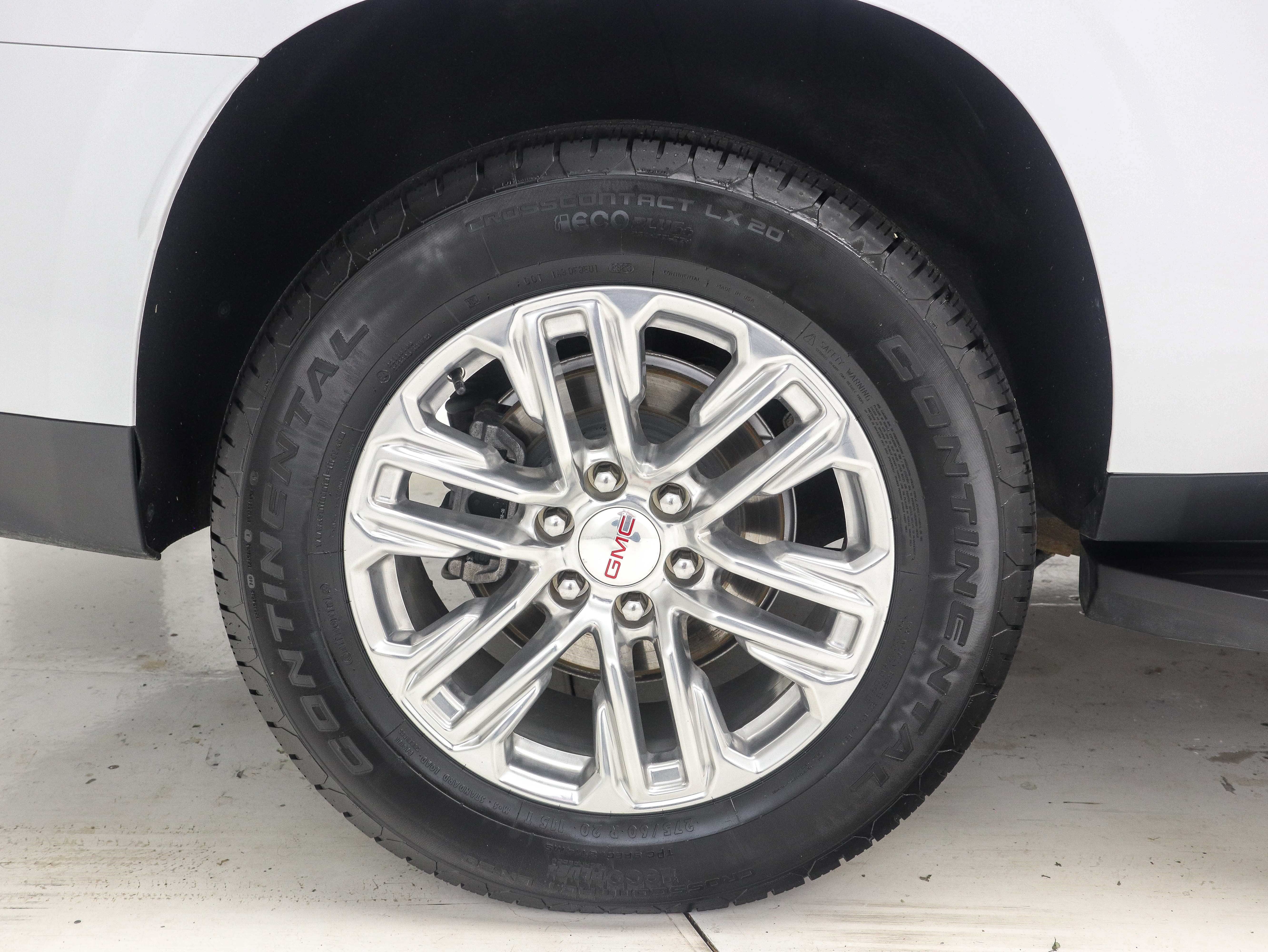 Used 2023 GMC Yukon XL SLT AWD/4WD image 27