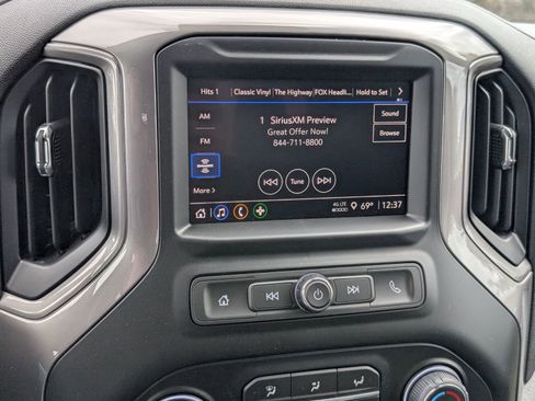 New 2026 Chevrolet Silverado 1500 Custom Trail Boss w/ LPO, Dark Essentials Package image 12