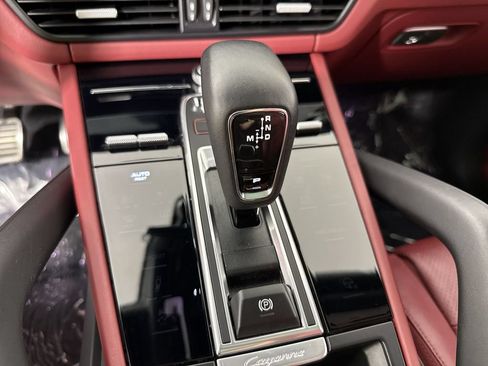 Certified 2023 Porsche Cayenne GTS AWD/4WD image 32