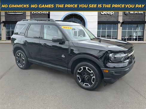 Used 2023 Ford Bronco Sport Outer Banks w/ Tech Package AWD/4WD image 1