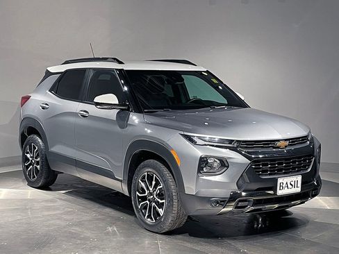 Used 2023 Chevrolet TrailBlazer ACTIV w/ Convenience Package image 40