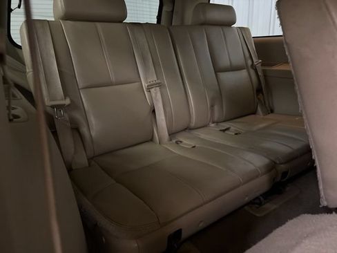 Used 2012 GMC Yukon XL SLT AWD/4WD image 13