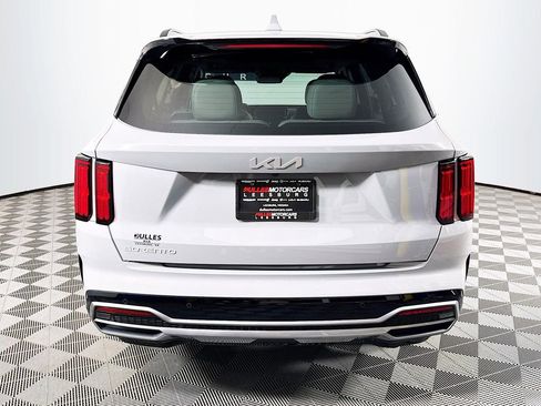 Used 2023 Kia Sorento SX image 6