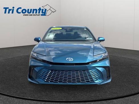 Used 2025 Toyota Camry XSE image 2