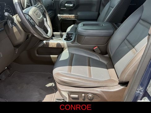 Used 2019 GMC Sierra 1500 Denali w/ Denali Ultimate Package AWD/4WD image 12