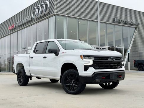 Used 2022 Chevrolet Silverado 1500 LT Trail Boss image 2