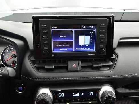 Used 2022 Toyota RAV4 XLE w/ Convenience Package FWD image 9