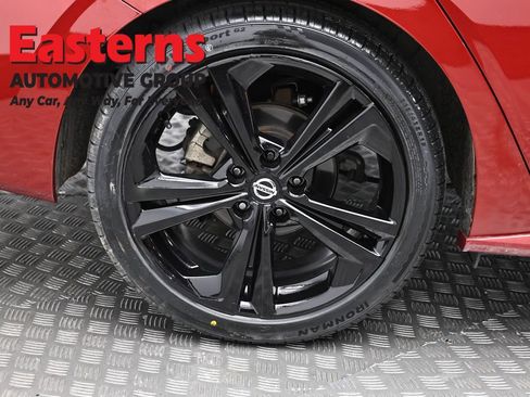 Used 2020 Nissan Sentra SR FWD image 30
