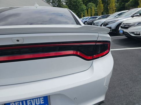 Used 2019 Dodge Charger R/T w/ Driver Confidence Group RWD image 16