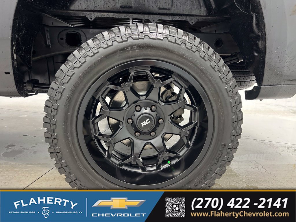 Used 2022 Chevrolet Silverado 1500 RST AWD/4WD image 19