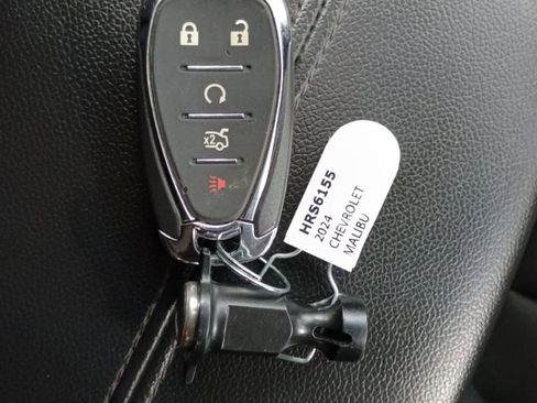 Used 2024 Chevrolet Malibu LT image 34