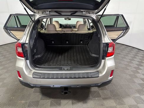 Used 2017 Subaru Outback 3.6R Limited AWD/4WD image 21