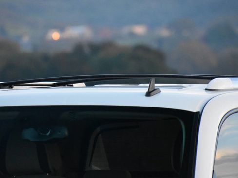 Used 2007 Cadillac Escalade EXT w/ Climate Package image 24