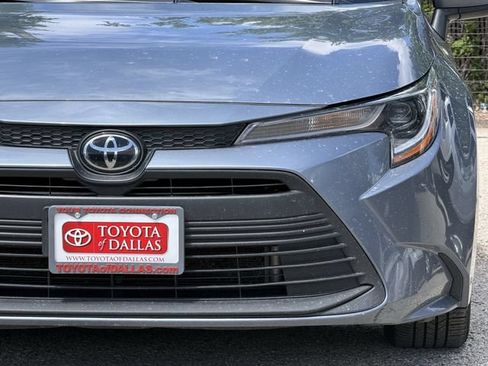 Used 2024 Toyota Corolla LE FWD image 9
