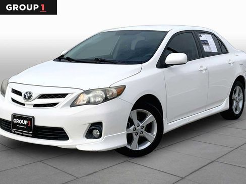 Used 2011 Toyota Corolla S FWD image 1