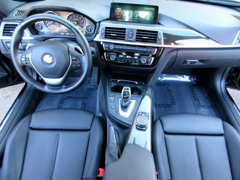 Used 2017 BMW 330i Sedan image 18