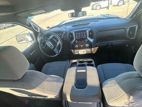 Used 2020 GMC Sierra 1500 SLE image 8