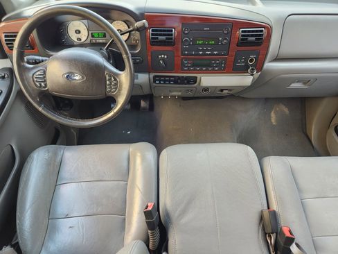 Used 2006 Ford F350 4x4 SuperCab DRW Super Duty image 30