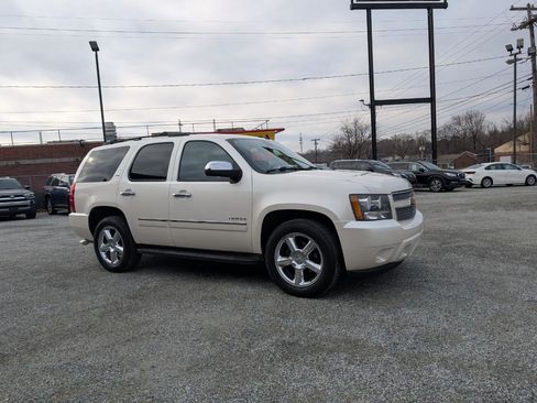 Used 2012 Chevrolet Tahoe LTZ image 3