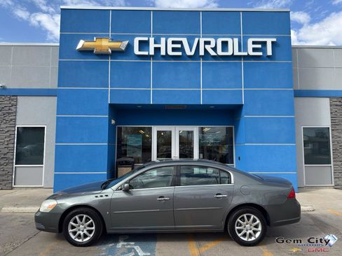 Used 2008 Buick Lucerne CXL w/ Driver Confidence Package FWD image 1