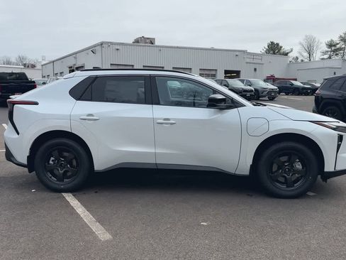 Used 2026 Toyota bZ AWD/4WD image 9