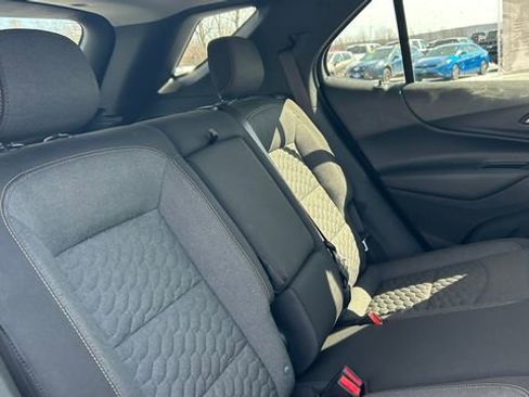 Used 2020 Chevrolet Equinox LT w/ Driver Convenience Package image 41