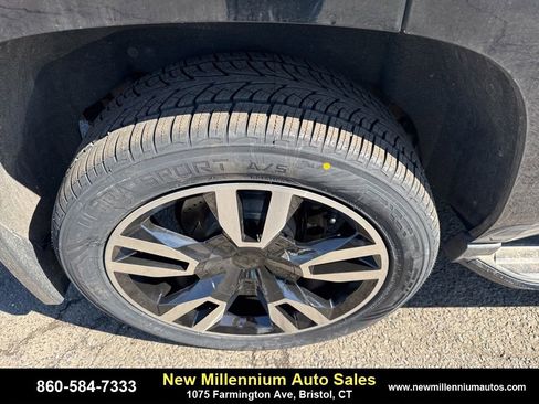 Used 2018 Chevrolet Tahoe Premier image 9