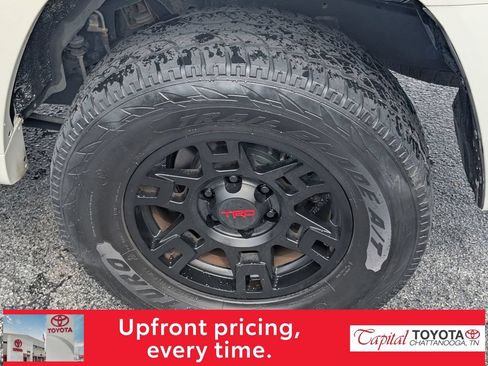 Used 2016 Toyota 4Runner Limited RWD image 9