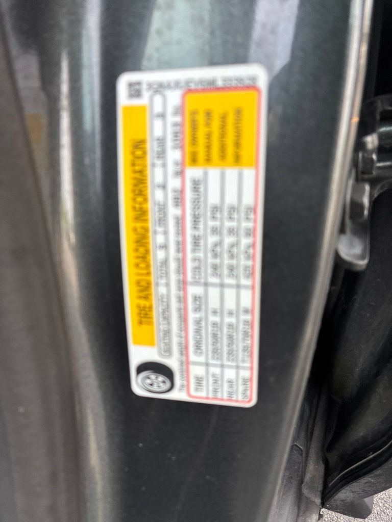 Used 2021 Chevrolet Equinox LT AWD/4WD image 44
