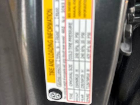 Used 2021 Chevrolet Equinox LT AWD/4WD image 44