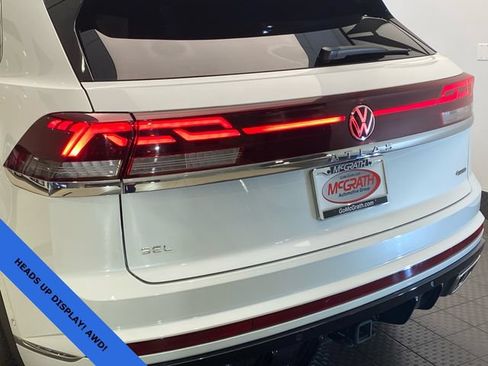Used 2025 Volkswagen Atlas Cross Sport SEL Premium R-Line AWD/4WD image 6