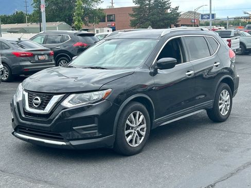 Used 2017 Nissan Rogue SV FWD image 9