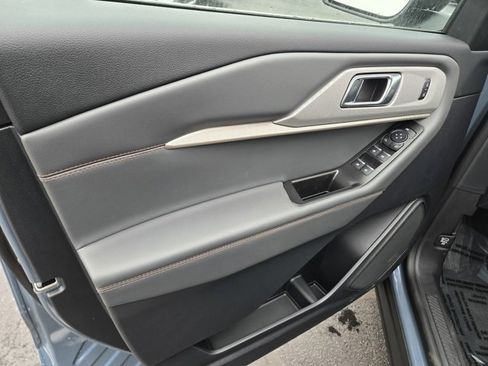 New 2026 Ford Explorer Active w/ Active Comfort Package image 25