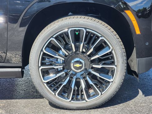 New 2025 Chevrolet Tahoe High Country image 6