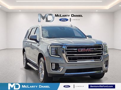 Used 2024 GMC Yukon SLT w/ SLT Luxury Package
