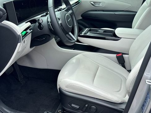 Certified 2025 Hyundai Tucson SEL AWD/4WD image 9