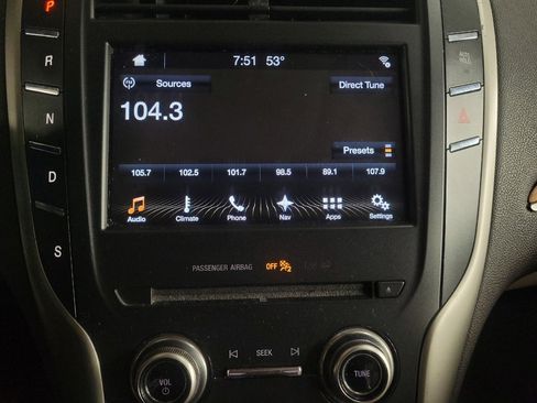 Used 2017 Lincoln MKC Select w/ Select Plus Package image 25