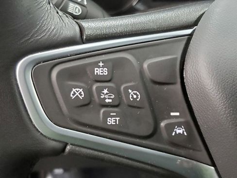 Used 2022 Chevrolet Equinox LT image 32