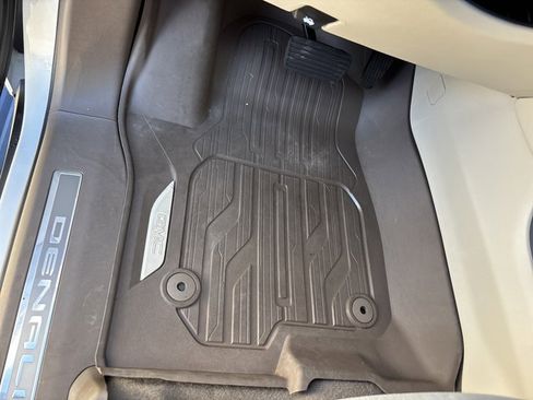 Used 2024 GMC Yukon Denali w/ Max Trailering Package image 31