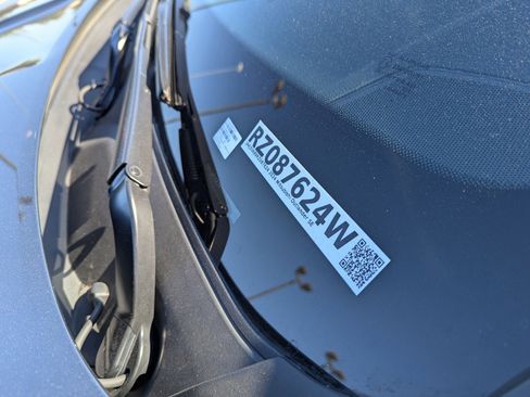 Used 2024 Mitsubishi Outlander SE image 37