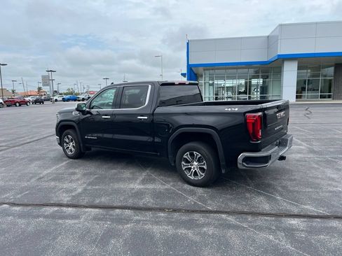 Used 2025 GMC Sierra 1500 SLT AWD/4WD image 3