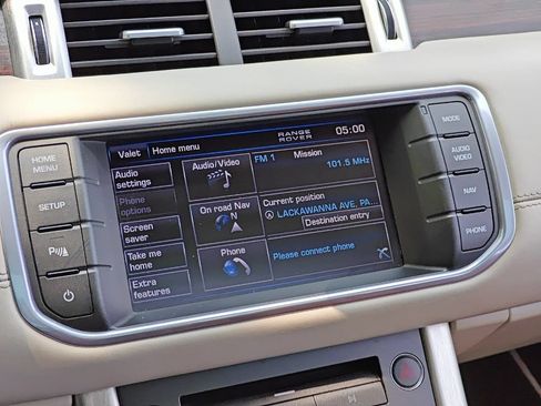 Used 2012 Land Rover Range Rover Evoque Prestige w/ Prestige Premium Pkg AWD/4WD image 25
