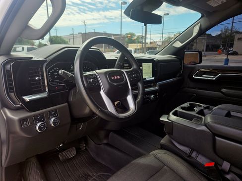 Used 2023 GMC Sierra 1500 Elevation AWD/4WD image 13